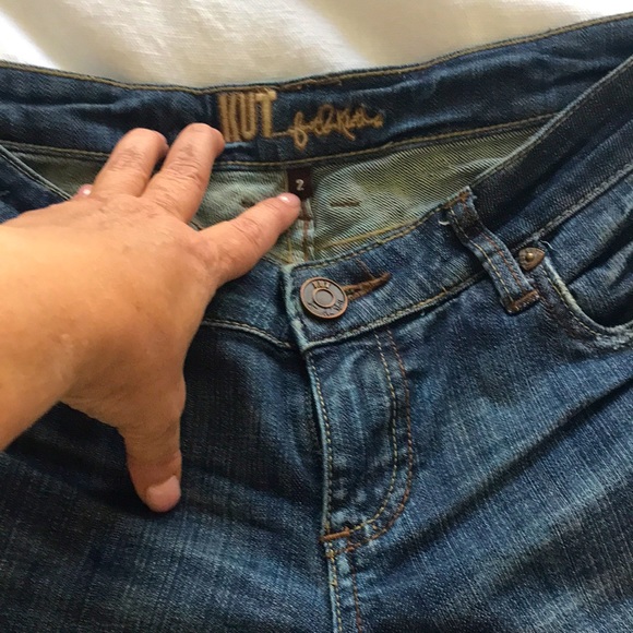 Kut from the Kloth jeans. Size 2, great condition. Fit like a 4-6 vanity sized. - Picture 5 of 12